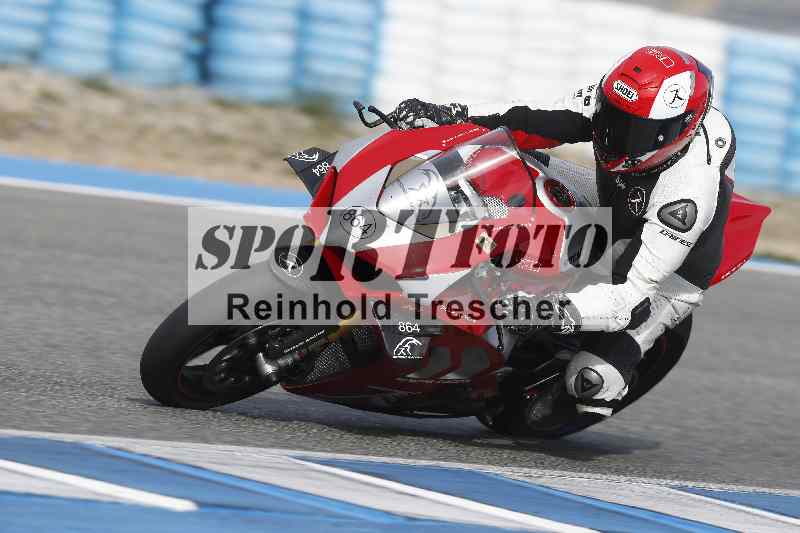 /Archiv-2024/01 26.-28.01.2024 Moto Center Thun Jerez/Gruppe schwarz-black/864